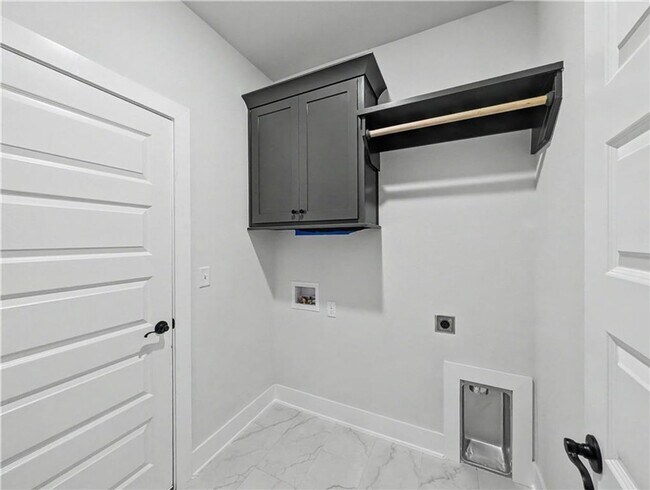 Building Photo - 24 Cromarty Dr