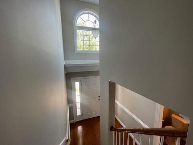 Building Photo - 410 Branchmoor Ct