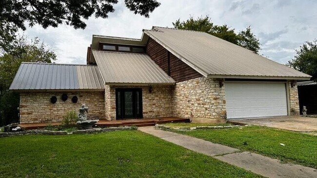 Building Photo - 507 Gregory Cove