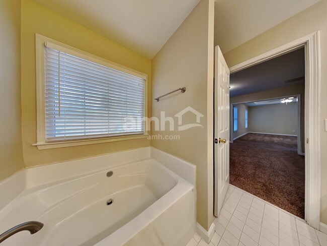 Building Photo - 1813 Cobblewood Trl NW