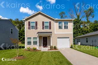 Building Photo - 137 Shamrock Dr SW