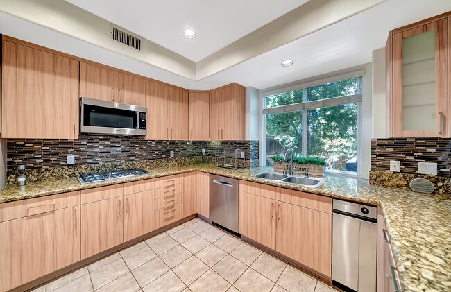 Building Photo - 19301 Lavi Ct