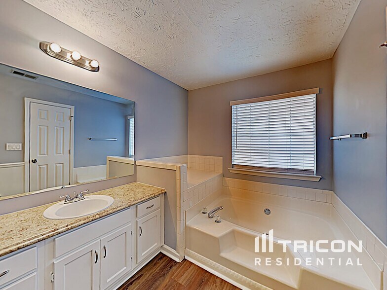 Building Photo - 12234 Cypress Way