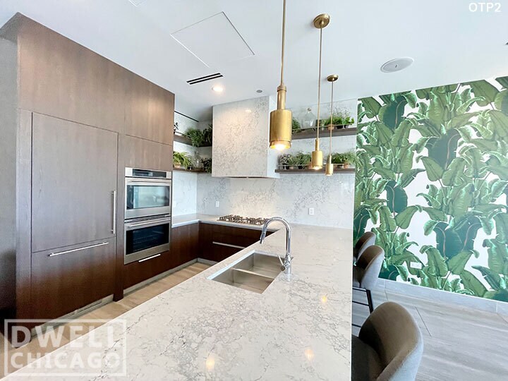 Building Photo - 1147 N Wells St