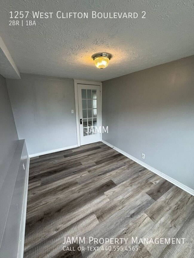 Building Photo - 1257 W Clifton Blvd