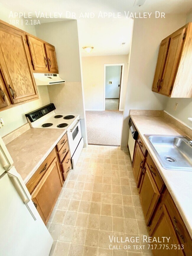 Building Photo - 818 Apple Valley Dr