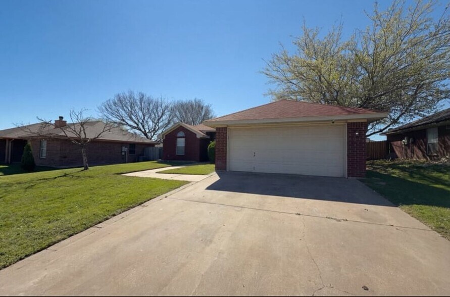 Building Photo - 3610 Crosscut Loop