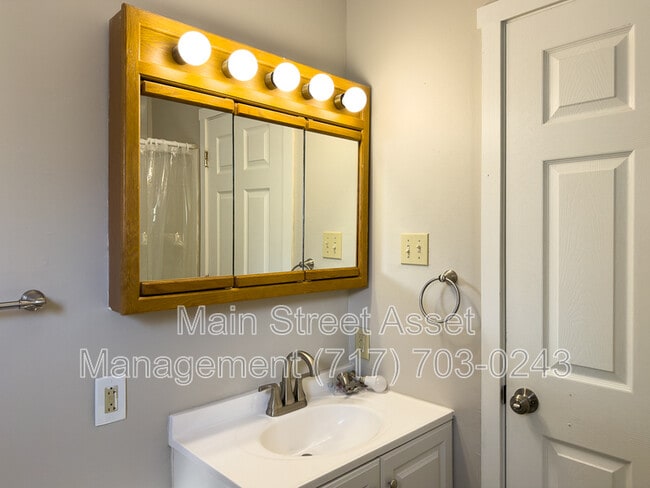 Building Photo - 127 N Prince St