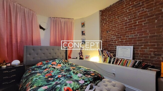 Building Photo - 38 High St