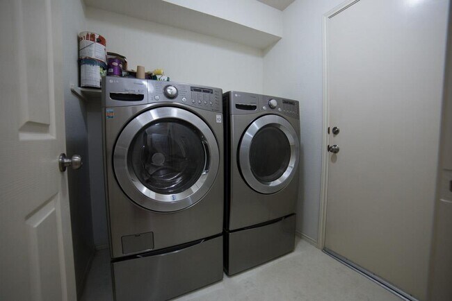 Building Photo - 3109 Sauls Dr
