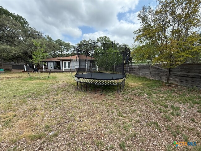 Building Photo - 1183 Fredericksburg Rd
