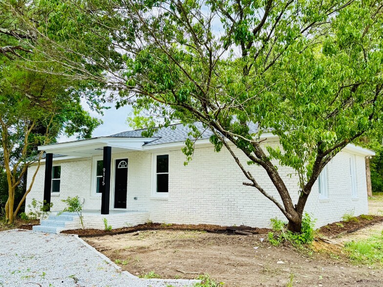 Primary Photo - 9115 Wilson Blvd