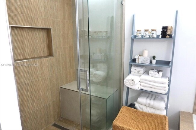 Building Photo - 5862 NW 113th Pl