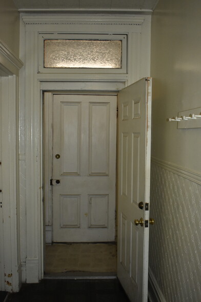 Entry - 17 Welsford St