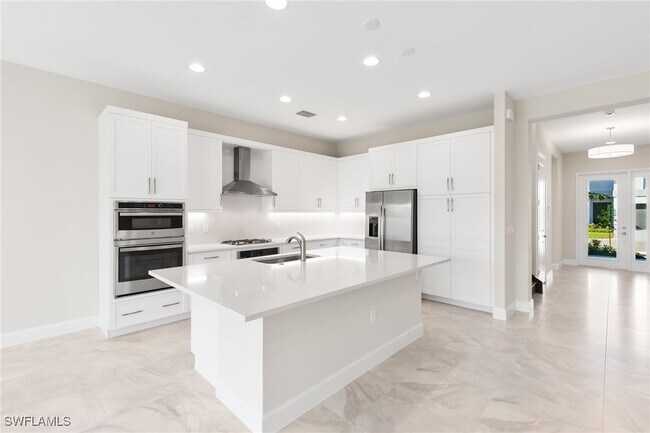 Building Photo - 21041 Teak Tree Ter