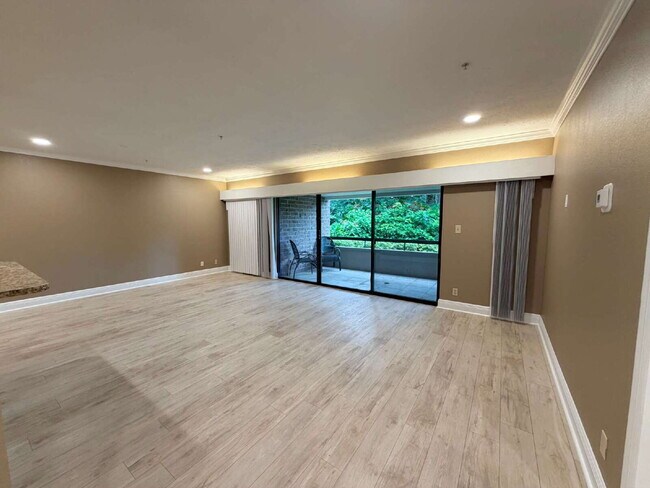 Building Photo - "Spacious 2-Bed, 2-Bath Condo Retreat in Innisbrook Community – 1210 Sq Ft of Comfort at 36750 US...