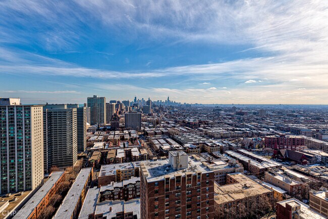 Building Photo - 3660 N Lake Shore Dr