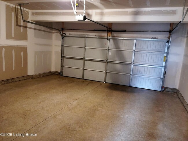 Building Photo - 8308 Fairmount Rd