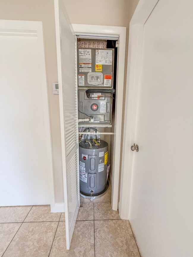 Building Photo - 1515 N Federal Hwy