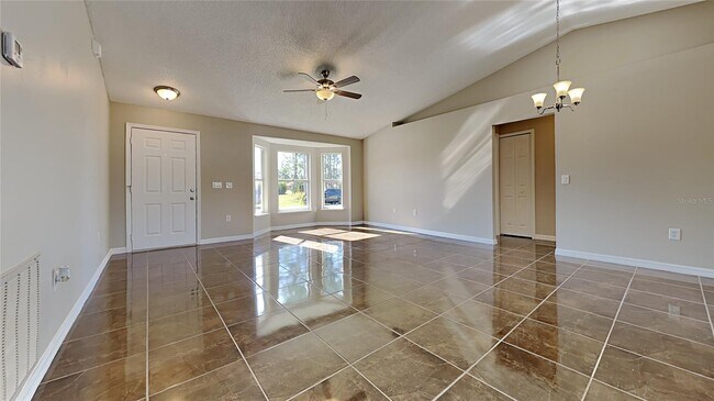 Building Photo - 56 Peterlee Ct