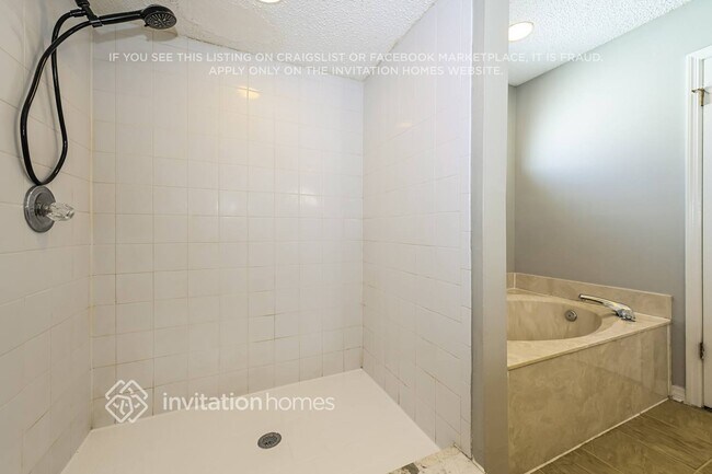 Building Photo - 1371 High Plains Dr W