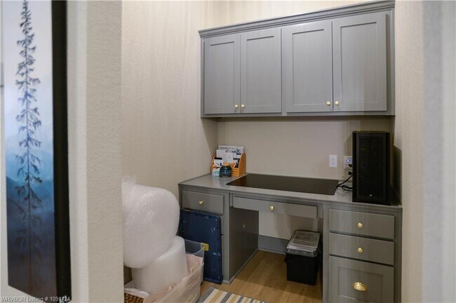 Building Photo - 8115 Donnington Ct