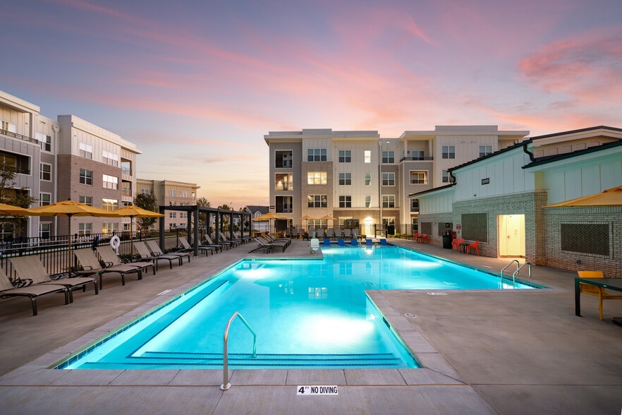 Primary Photo - Abberly Royal Creek Apartment Homes