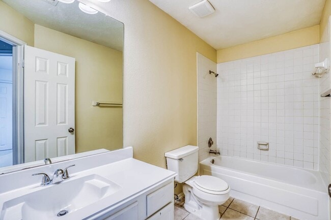 Building Photo - 8022 Willancy Ln