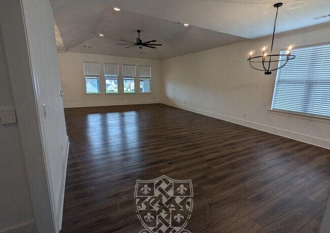 Building Photo - 7276 Ludlow Dr