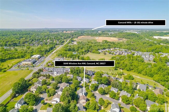 Building Photo - 5649 Winslow Ave NW