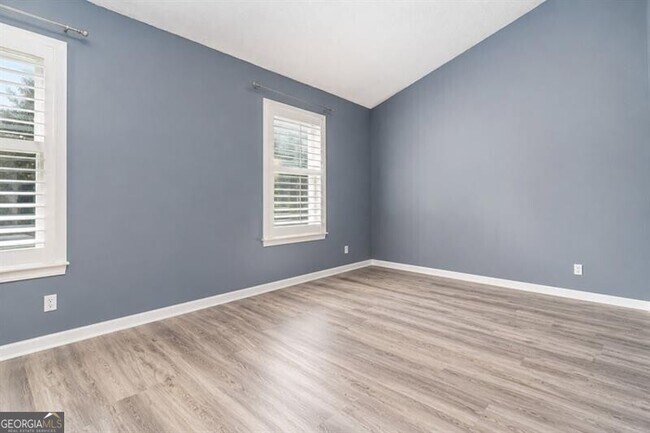 Building Photo - 3539 Mt Vernon Cir
