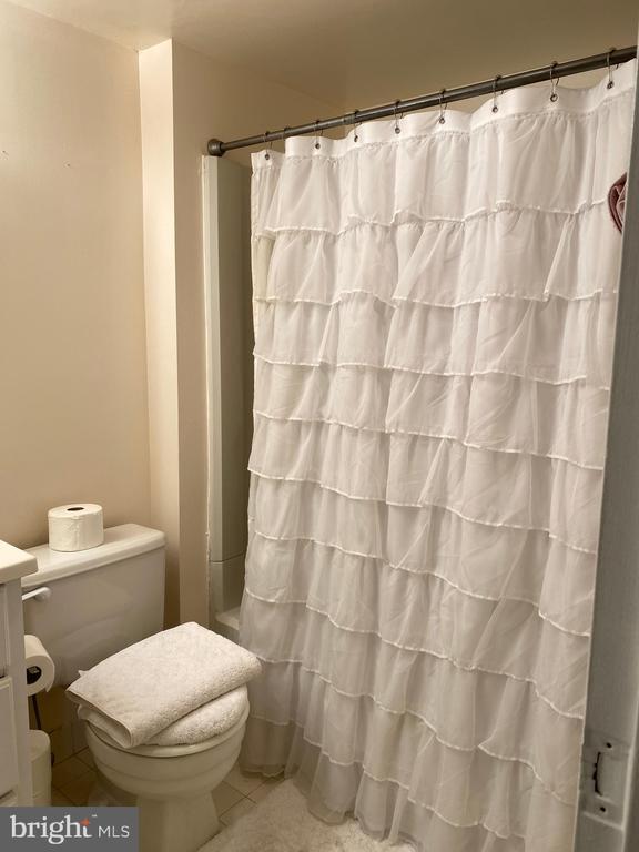 Building Photo - 200 Lombard St