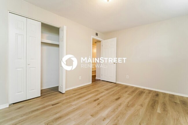 Building Photo - 3 Bedroom Pet-Friendly Home in Tucson, AZ ...