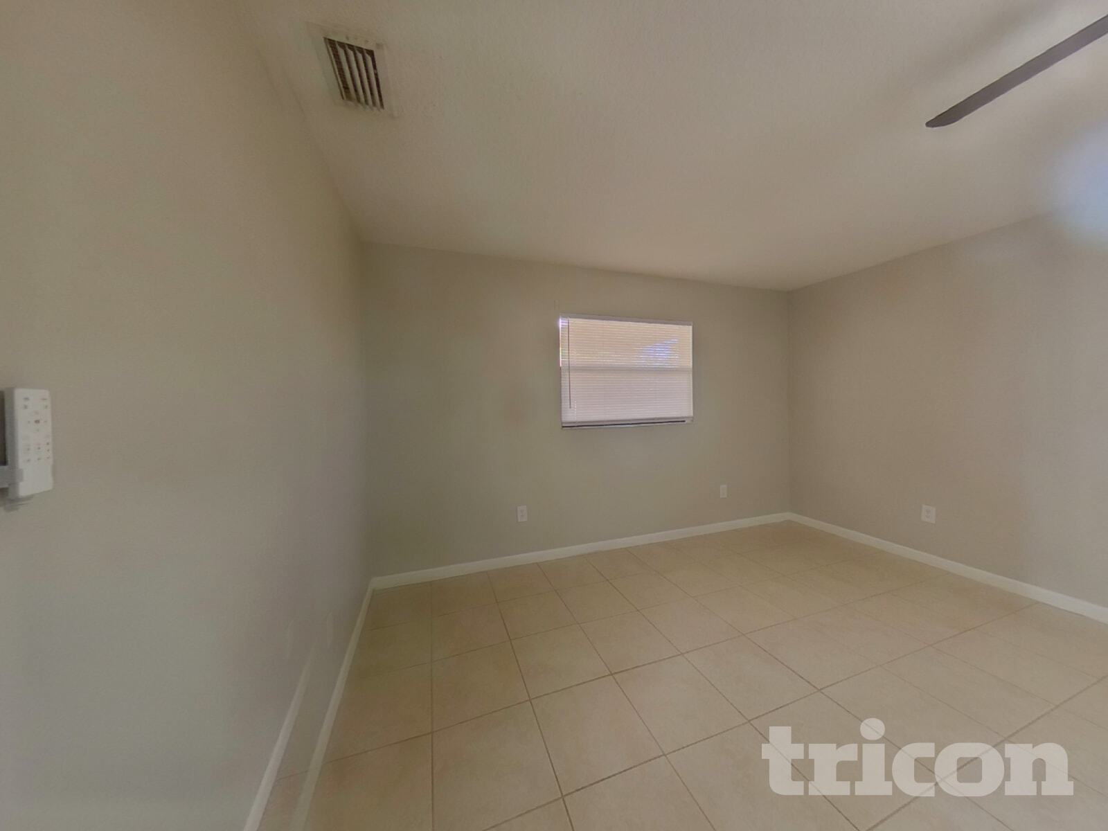 Building Photo - 1318 Baker Dr