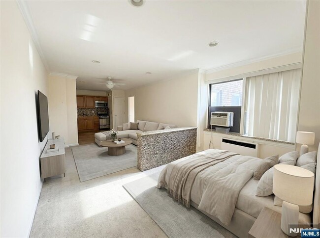 Building Photo - 400 Fairview Ave