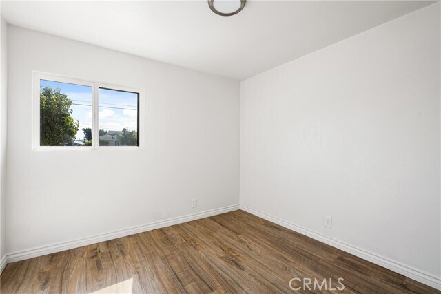 Building Photo - 2024 W 160th St