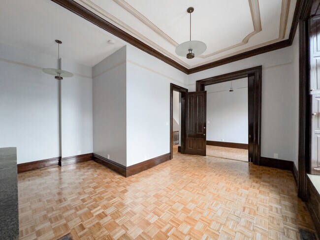 Building Photo - 238 S Ashland Ave