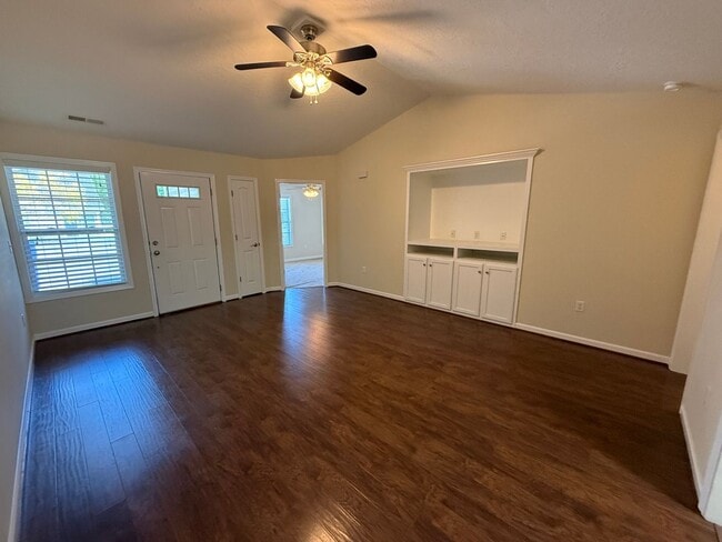 Building Photo - 43 Embecca Landing
