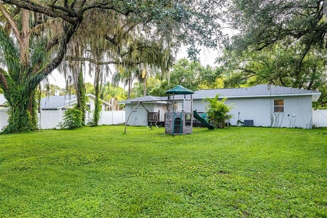 Building Photo - 113 W Adalee St