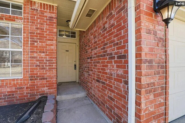 Building Photo - 2204 NW 157th St
