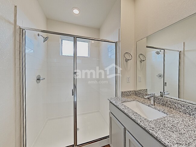 Building Photo - 2732 Spencebrook