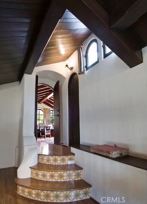 Building Photo - 5237 Alta Canyada Rd