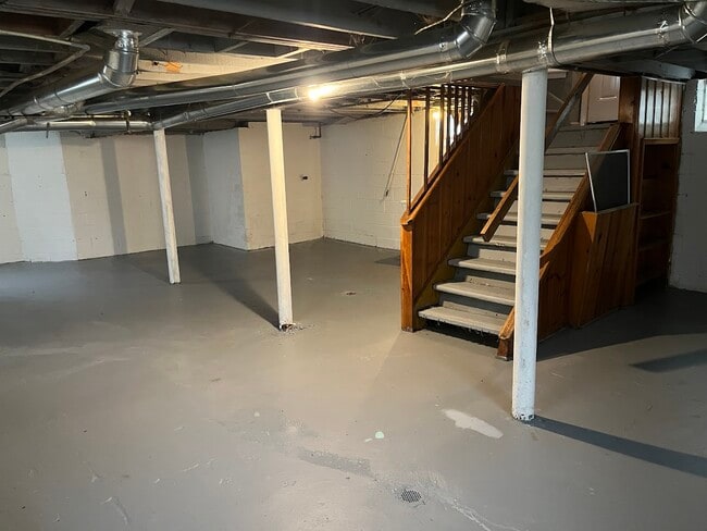 Building Photo - 16045 Edmore Dr