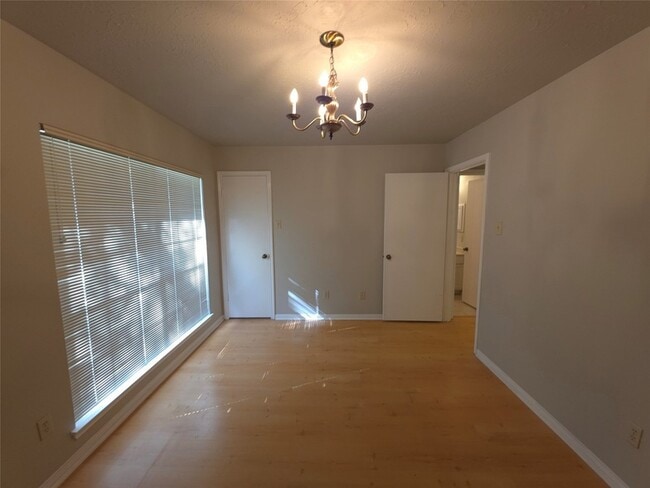 Building Photo - 12830 Careywood Dr