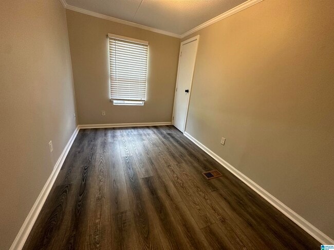 Building Photo - 114 Bettis Cir