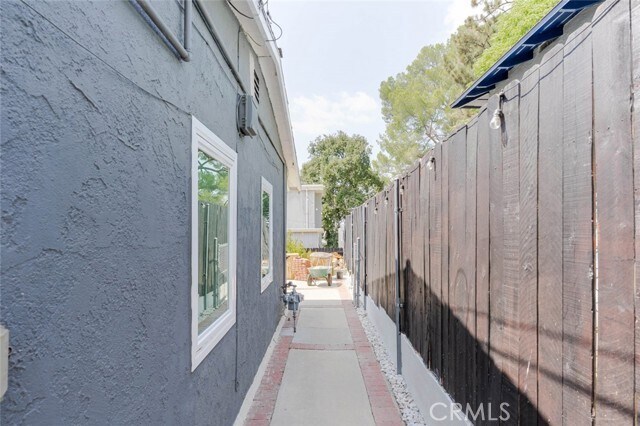 Building Photo - 10777 Mountair Ave