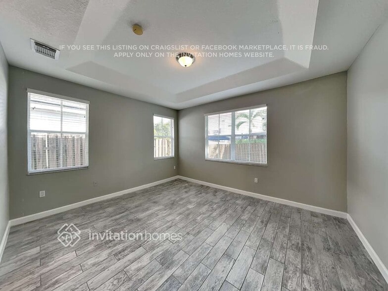 Building Photo - 15380 SW 10th St