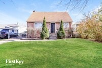 Building Photo - 3915 N Park St