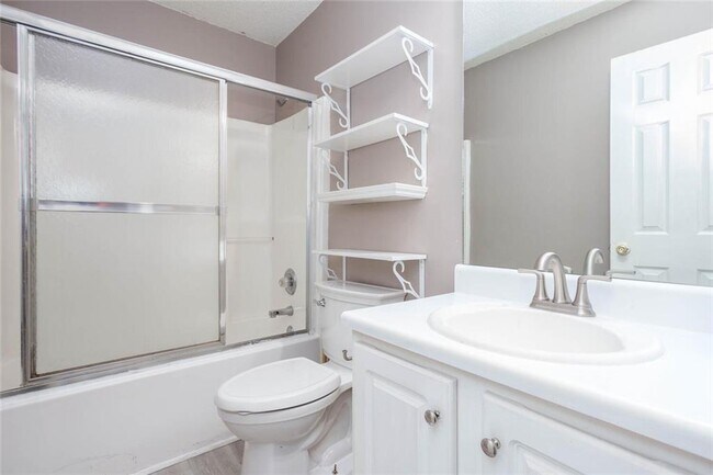 Building Photo - 5414 Sweetsprings Dr SW