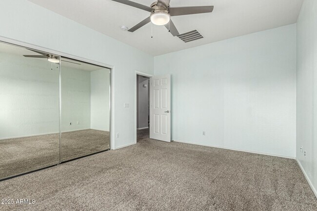 Building Photo - 16435 N 152nd Ln